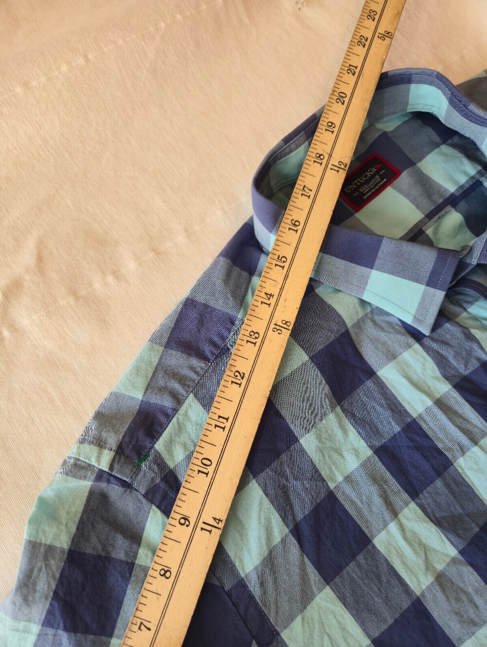 UNTUCKit Men's XXX-Large Blue and Green Checkered Short Sleeve Shirt - Picture 3 of 6